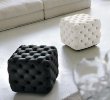 Alcide, cubes in black and white